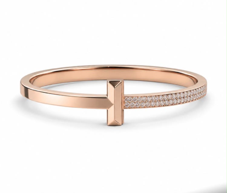 Diamond Pavé T-Bar Bangle in 18k rose gold - product shot